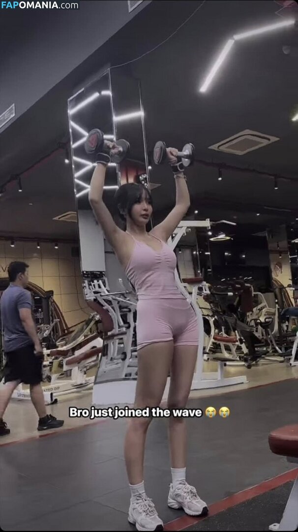 Umeko J / https: / umekoj0910 / umekoj0910_ / umekojcosplayer Nu OnlyFans  Photo fuitée #1612