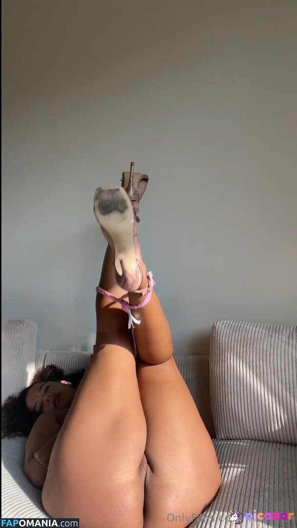 mxdsiren / umshanny Nu OnlyFans  Photo fuitée #1