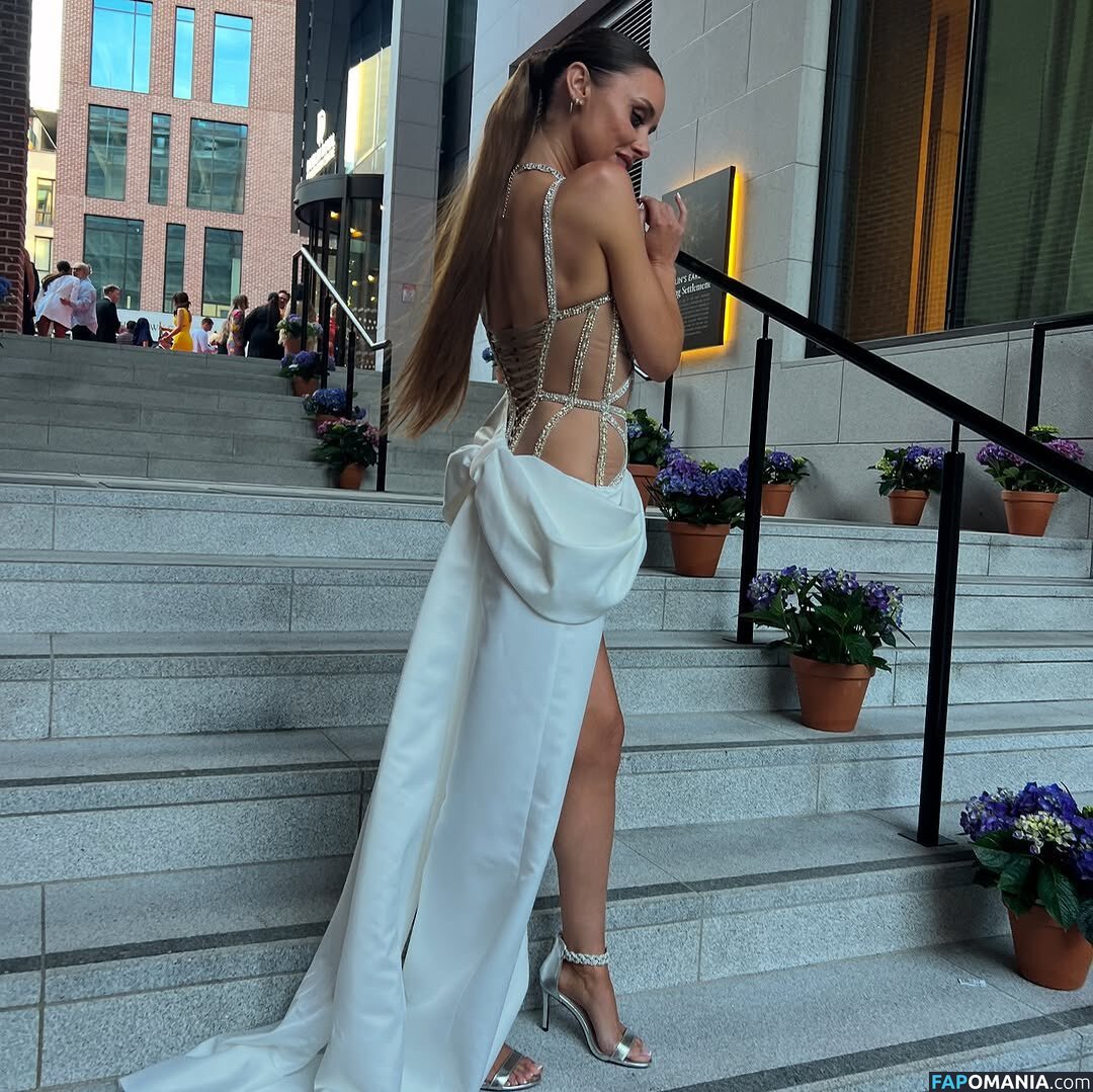 Una Healy / unahealy Nu OnlyFans  Photo fuitée #25