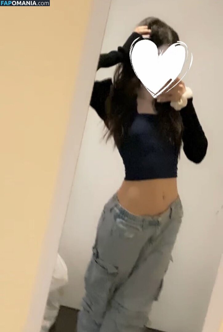 Unlov3ly / unholysrevenge / unlov3lyy Nu OnlyFans  Photo fuitée #1