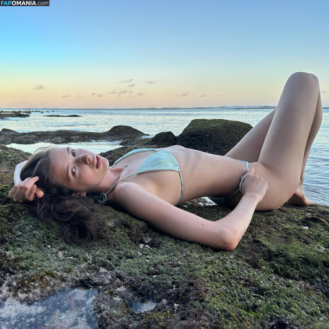 Upminaa / https: Nu OnlyFans  Photo fuitée #69