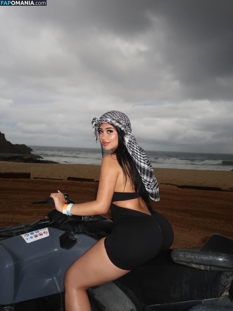 amy4life_ / user41476298 Nu OnlyFans  Photo fuitée #2