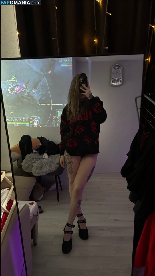 V3RANDAA Nu OnlyFans  Photo fuitée #3