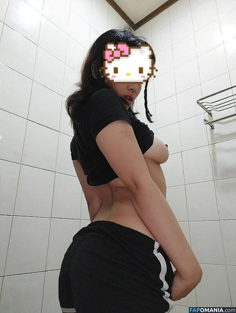 V4mp1r333h03 / u428169304 / v4mp1r3.h03 Nu OnlyFans  Photo fuitée #1