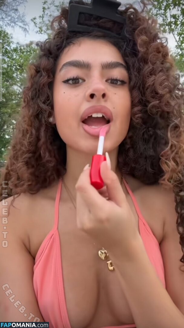 V7ena / u7ena Nu OnlyFans  Photo fuitée #8
