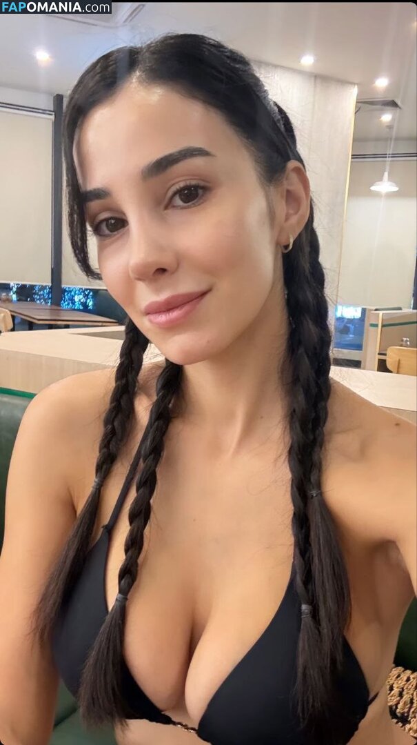 Vahide Bulu / buluvahide Nu OnlyFans  Photo fuitée #4