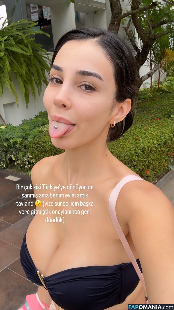 Vahide Bulu / buluvahide Nu OnlyFans  Photo fuitée #6