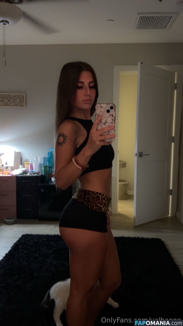 valbaeee Nu OnlyFans  Photo fuitée #13