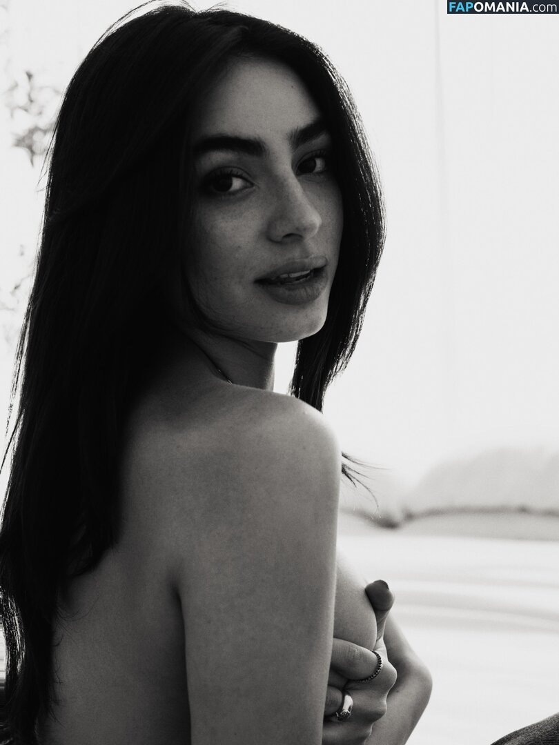 Vale_buzzurro / Valentina Buzzurro / _buzzurro_ / https: / valentinabuzzurroofficial Nu OnlyFans  Photo fuitée #3