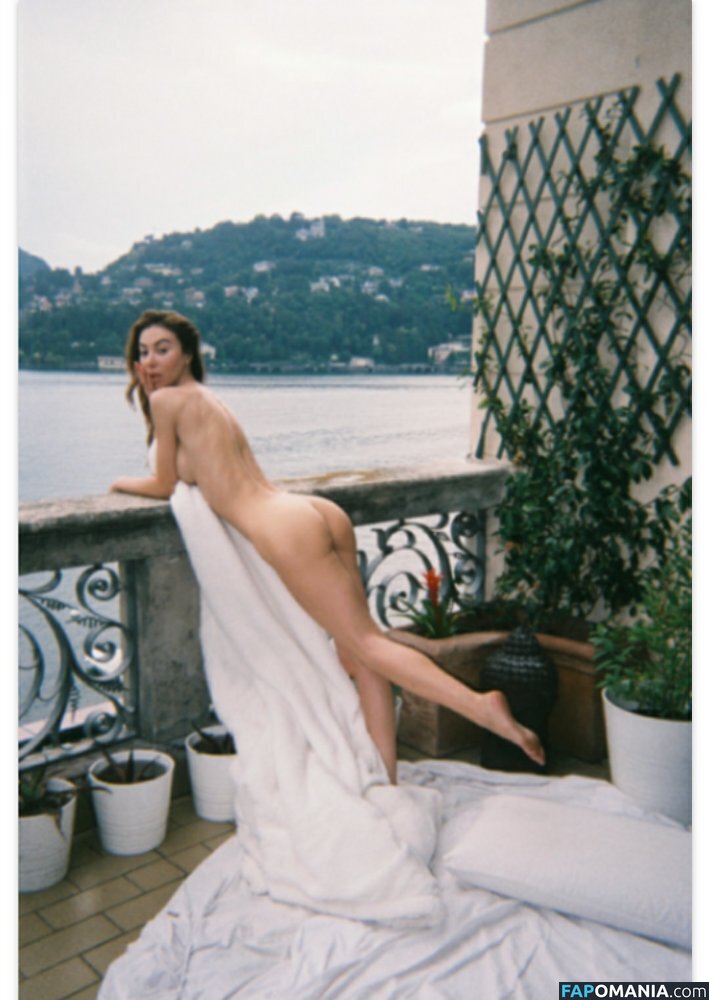Valentina Fradegrada / lafradegrada_free / valentinafradegrada Nu OnlyFans  Photo fuitée #25