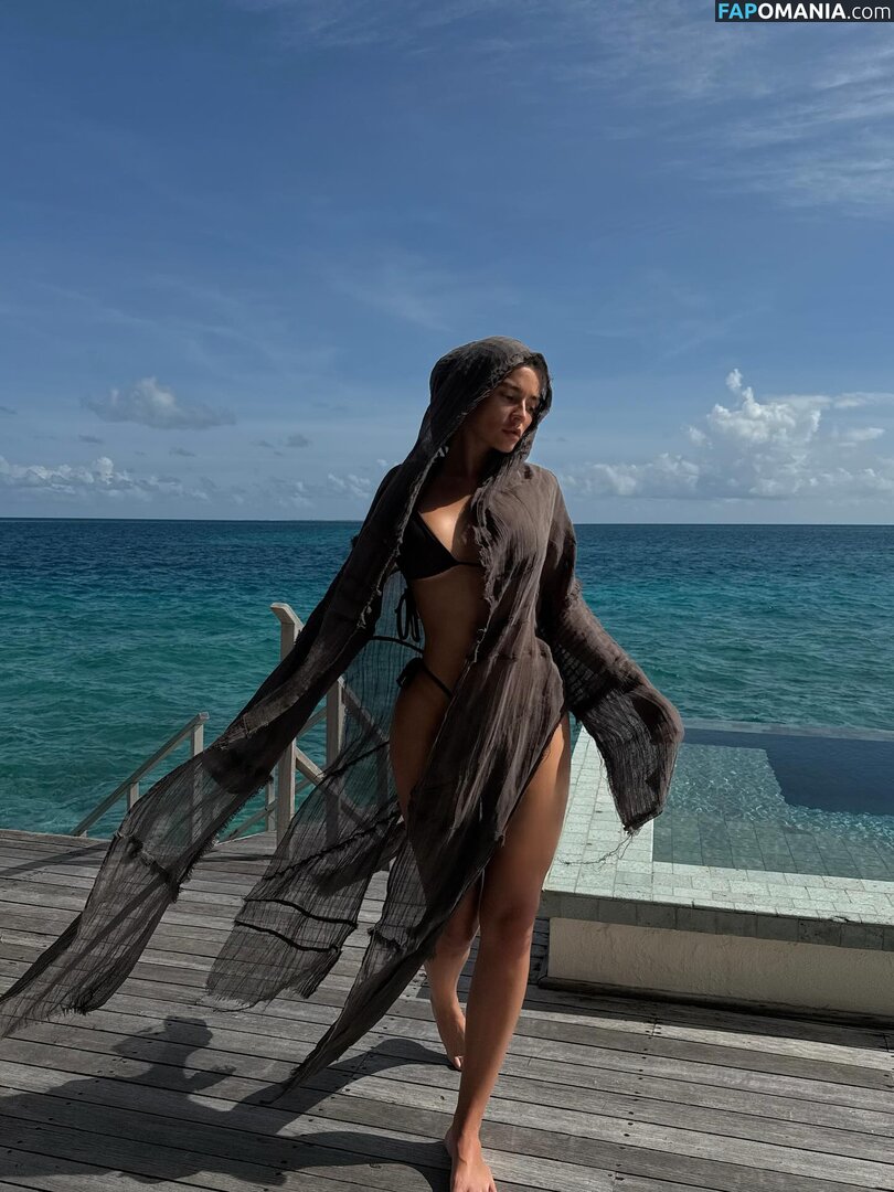 Valeria Berwolf / Valeriya Bearwolf / valeriya_bearwolf Nu OnlyFans  Photo fuitée #27