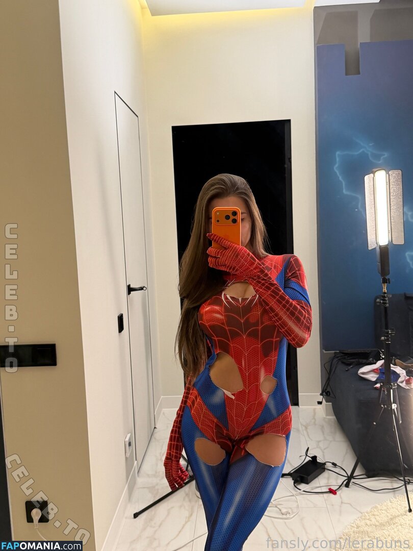 1erochka / Lerasweetbuns / Valeria Feral / https: / lerabuns / leraferal Nu OnlyFans  Photo fuitée #4