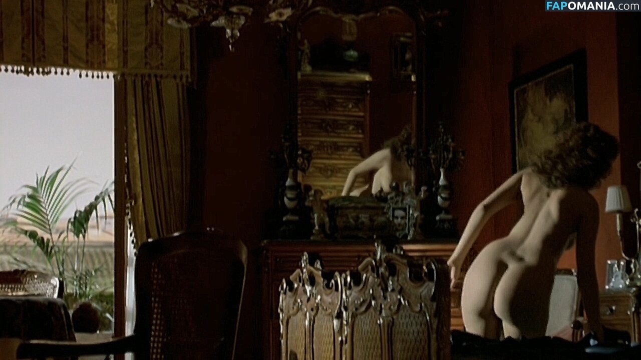 Valeria Golino Nu OnlyFans  Photo fuitée #9