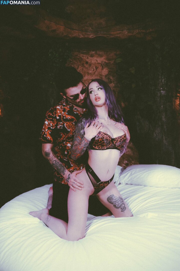 Val Steele / Valerica Steele / asphyxiateval / val_steele / valsteele Nu OnlyFans  Photo fuitée #97