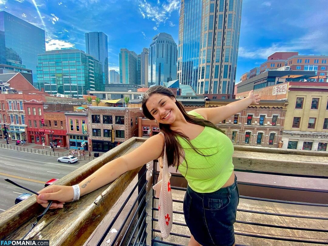 Valerie / valerie.c_ / valerieq01 Nu OnlyFans  Photo fuitée #28