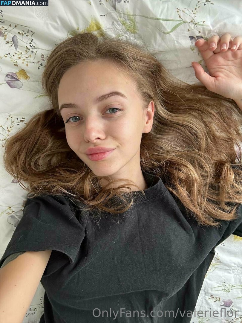 valerieflor / valerieflores Nu OnlyFans  Photo fuitée #24