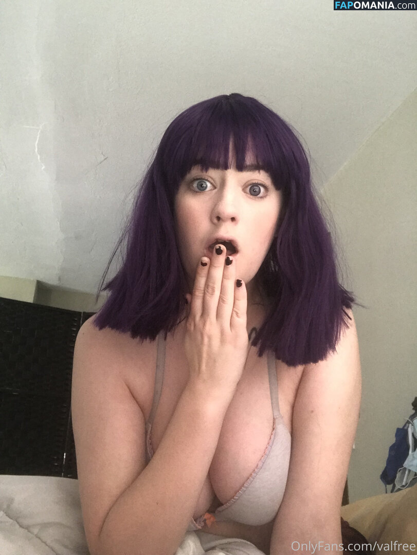 valfree Nu OnlyFans  Photo fuitée #17