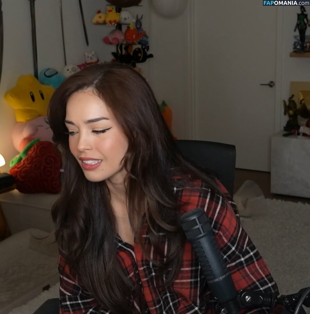 Valkyrae Nu OnlyFans  Photo fuitée #1611