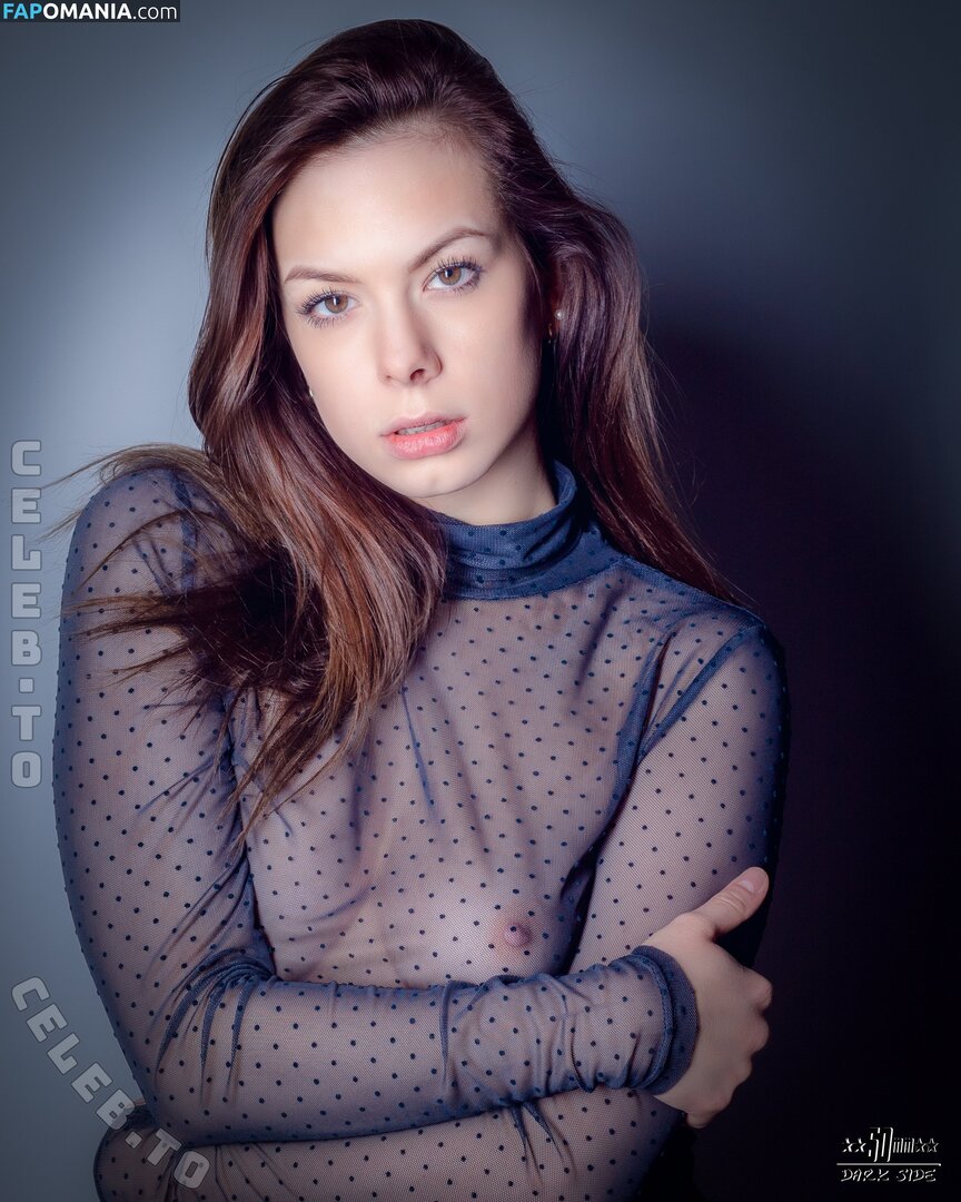 vaneschkal Nu OnlyFans  Photo fuitée #3