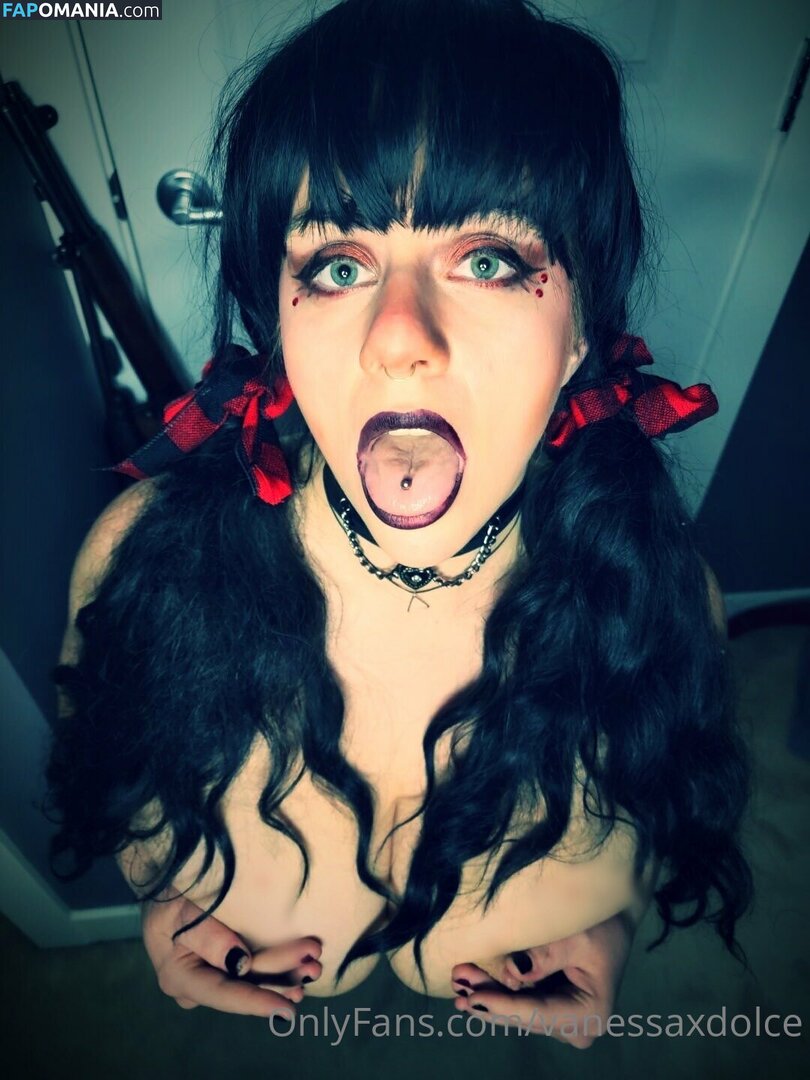 https: / vanessa dolce / vanessaxdolce Nu OnlyFans  Photo fuitée #1