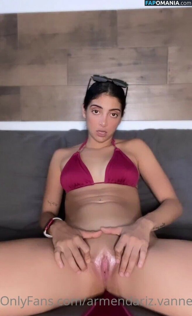 Armendariz.vanne / armendarizvanne Nu OnlyFans  Photo fuitée #159