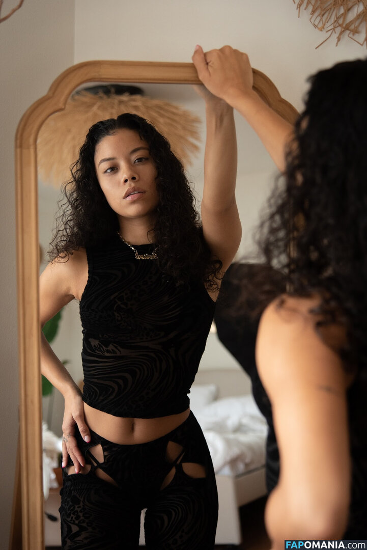 Jalisa Rey / jalisa.rey / veganbaddie Nu OnlyFans  Photo fuitée #1