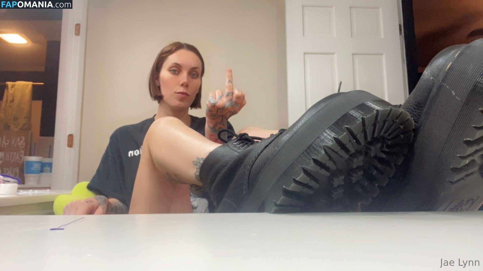 tatsandtoes813 / velvet_trixxx_free Nu OnlyFans  Photo fuitée #3