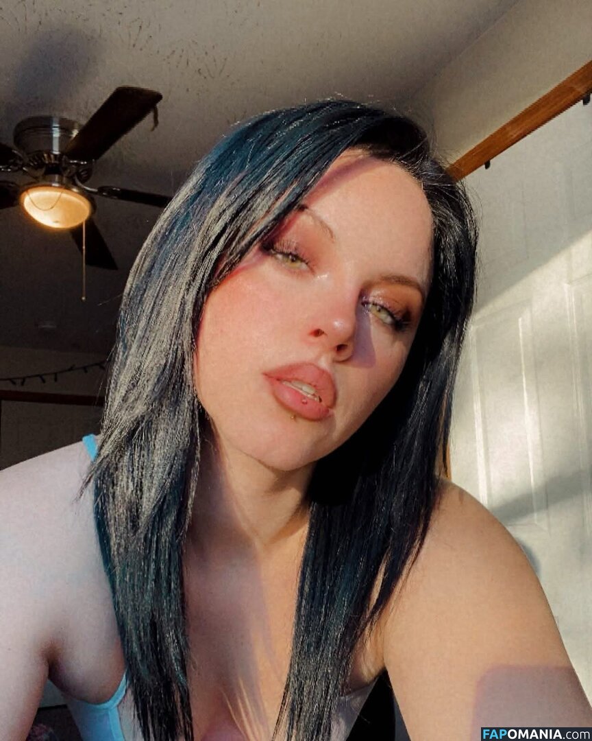 Allie Dooley / venusbaby420 Nu OnlyFans  Photo fuitée #15