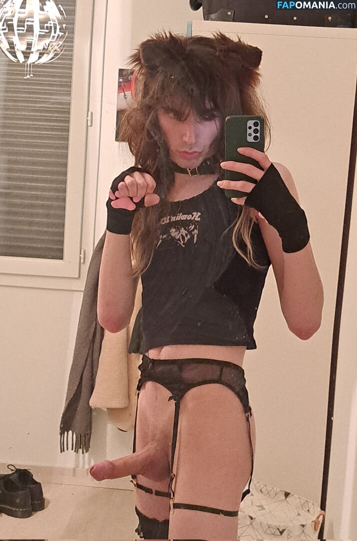 https: / veharxe / venussyinbio / venuswillow_ / venuswolfgirl / venuswolfgirl... / vewolfxe Nu OnlyFans  Photo fuitée #14