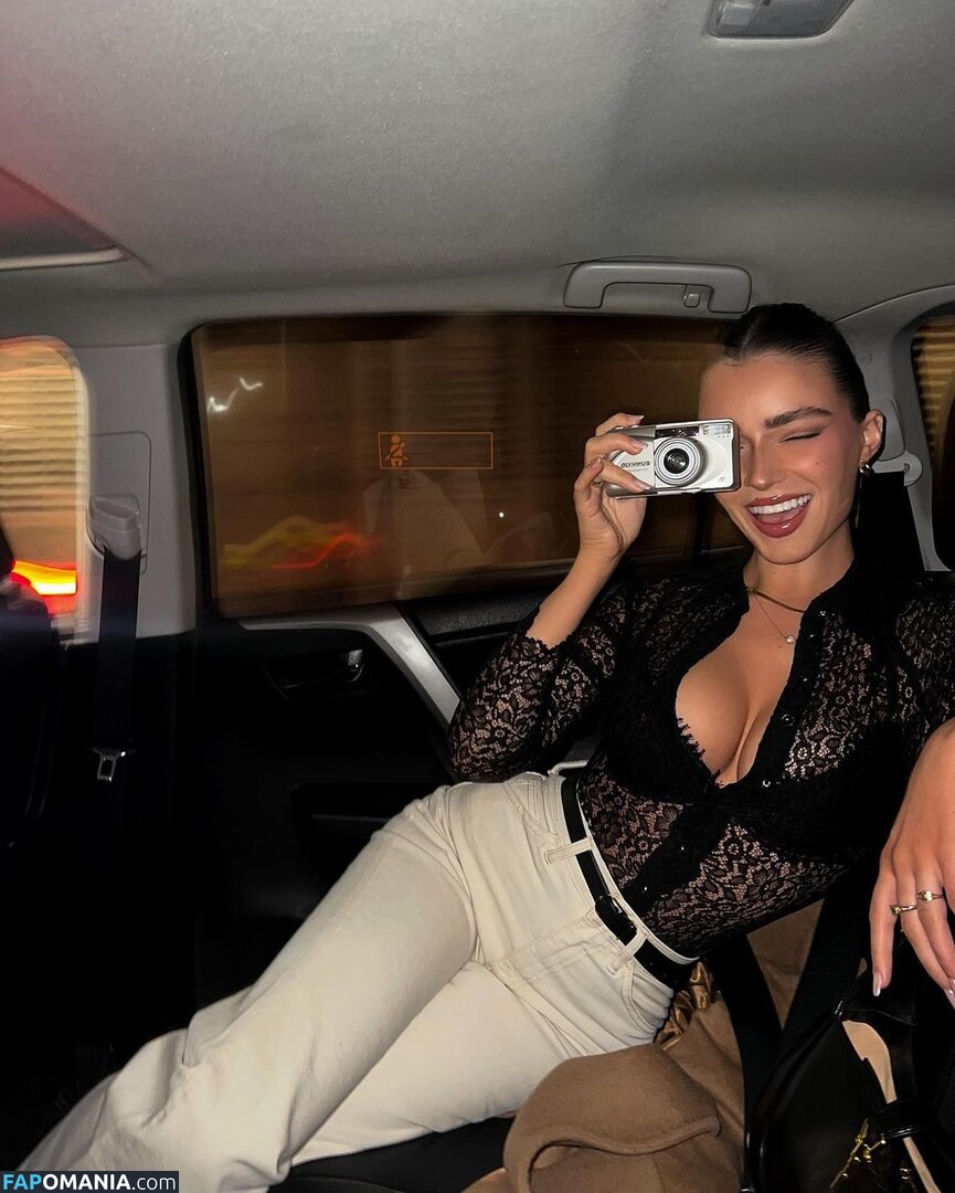 Veronica Kelegian / Veronicakelegian / https: Nu OnlyFans  Photo fuitée #2
