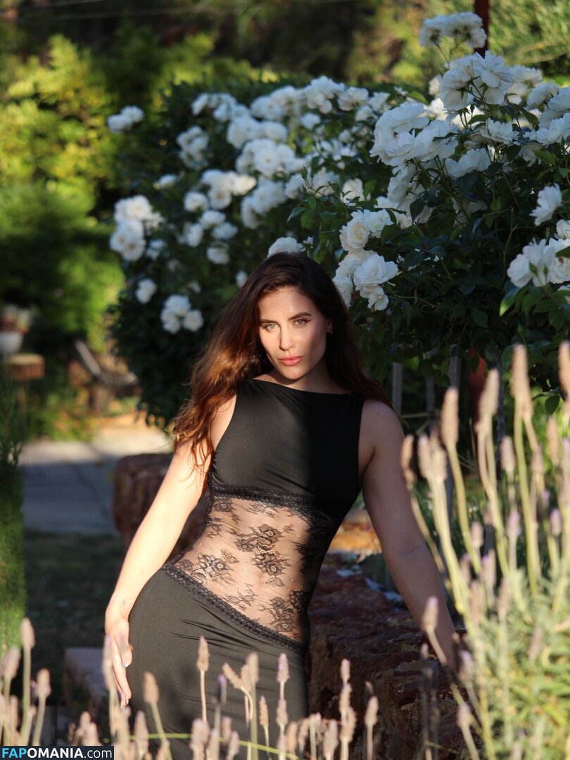 Veronica Shenton / veronica_amber_peace Nu OnlyFans  Photo fuitée #7