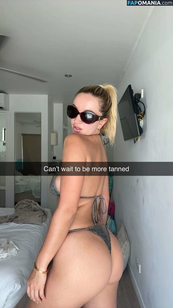 Victoria Campbell / realpeachycheeks / victoria.campbell Nu OnlyFans  Photo fuitée #20
