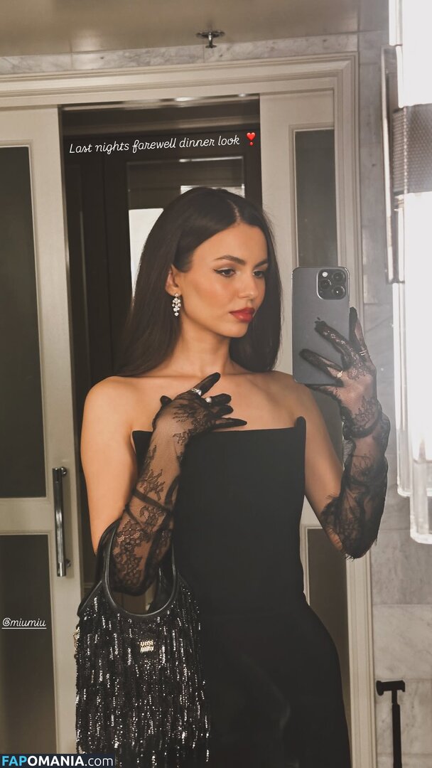 Victoria Justice / https: / victoriajustice Nu OnlyFans  Photo fuitée #26