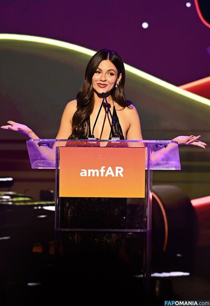 Victoria Justice / https: / victoriajustice Nu OnlyFans  Photo fuitée #111