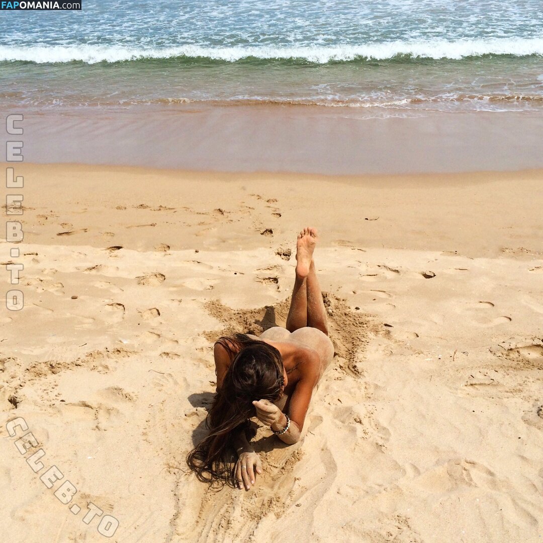 Viki Odintcova / mavrinmag / viki_odintcova Nu OnlyFans  Photo fuitée #334