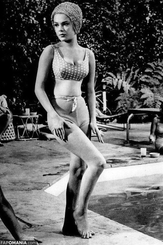 Vintage Sexy Celebs Nu OnlyFans  Photo fuitée #41