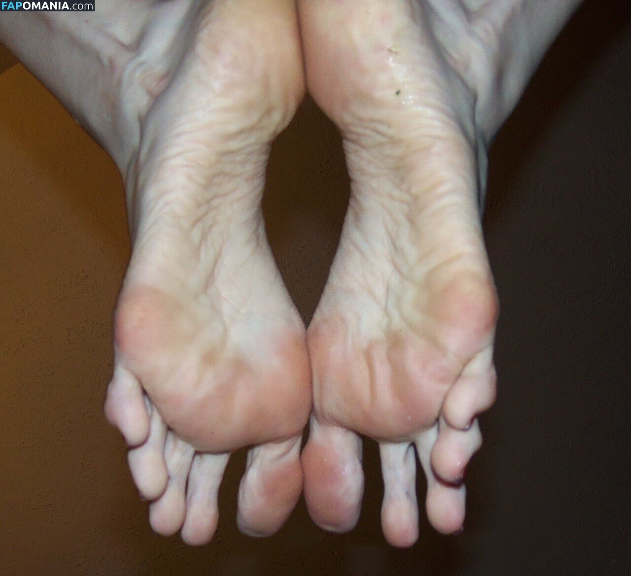 Violet's Toes (Violet's Perfect Feet Nu OnlyFans  Photo fuitée #3
