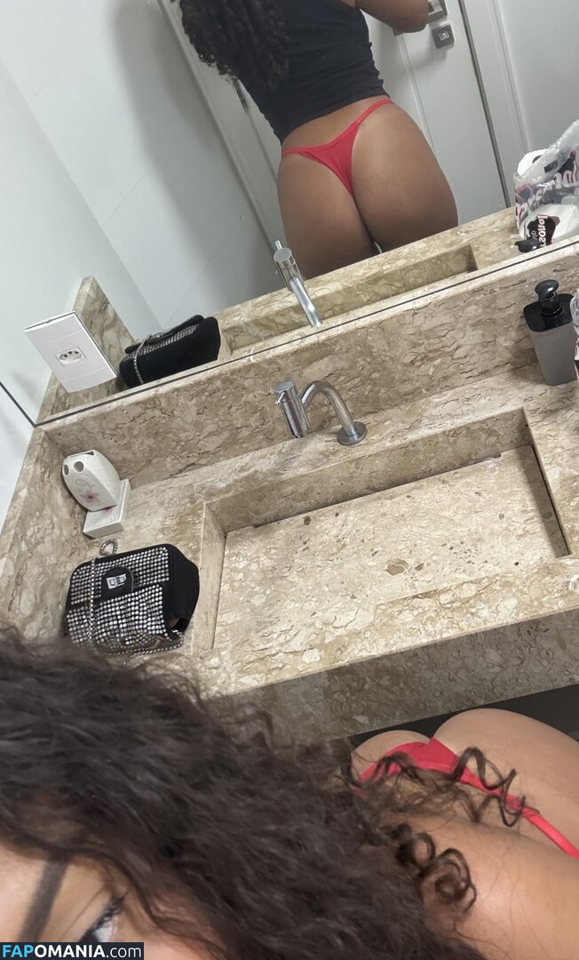 Virginniasiqueira / hotpornstar / nabrufilms Nu OnlyFans  Photo fuitée #4