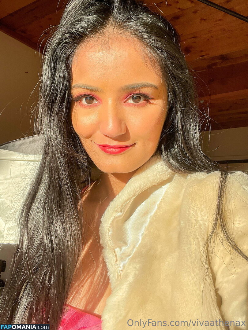 followvivaathena / vivaathenax Nu OnlyFans  Photo fuitée #14
