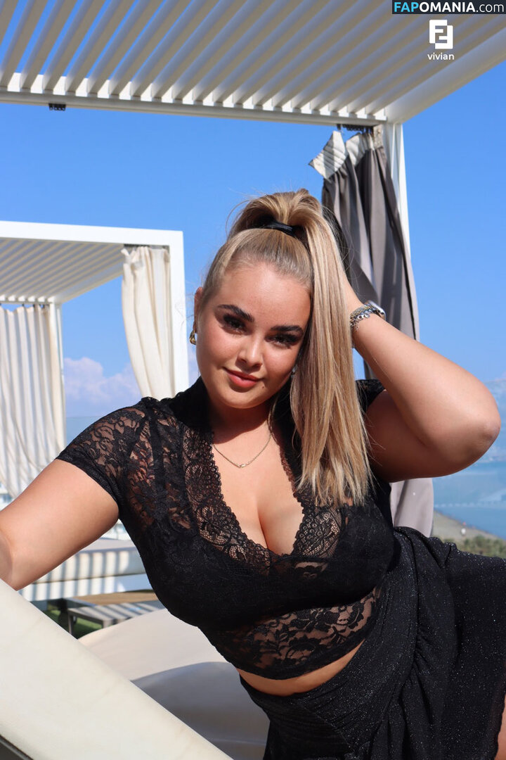 Vivian Bron / Vivianlilanebron / vivianlilianebron Nu OnlyFans  Photo fuitée #11