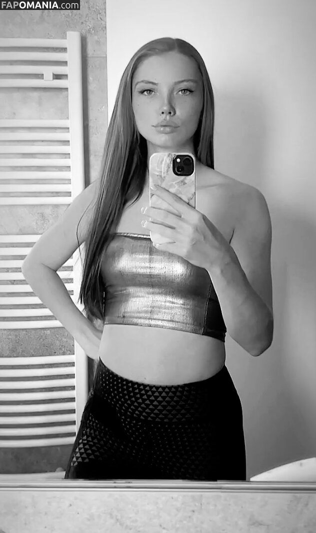 viviansch6 / Vivian Schulz Nu OnlyFans  Photo fuitée #3