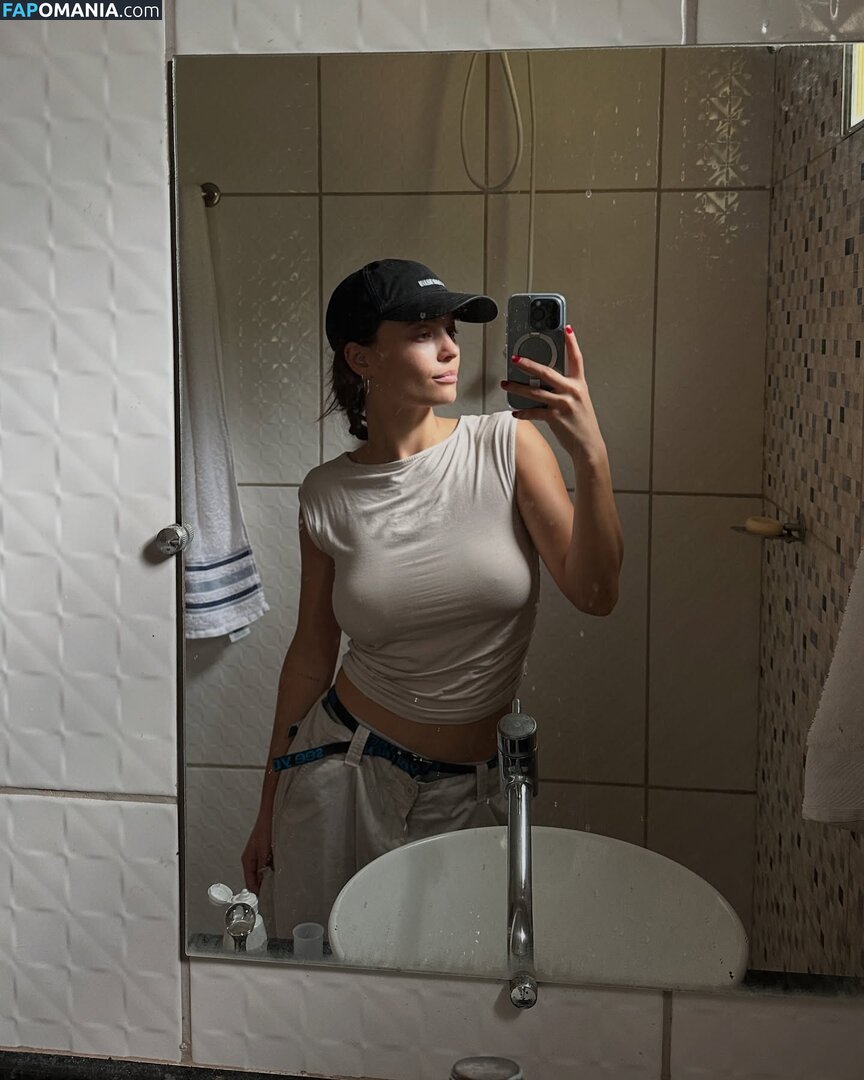 Vivien Konig / vivi_koenig Nu OnlyFans  Photo fuitée #6