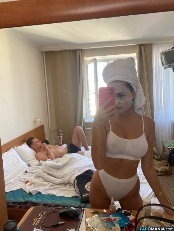 Vlada Soloviova / vladasoloviova / Влада Соловьева Nu OnlyFans  Photo fuitée #16