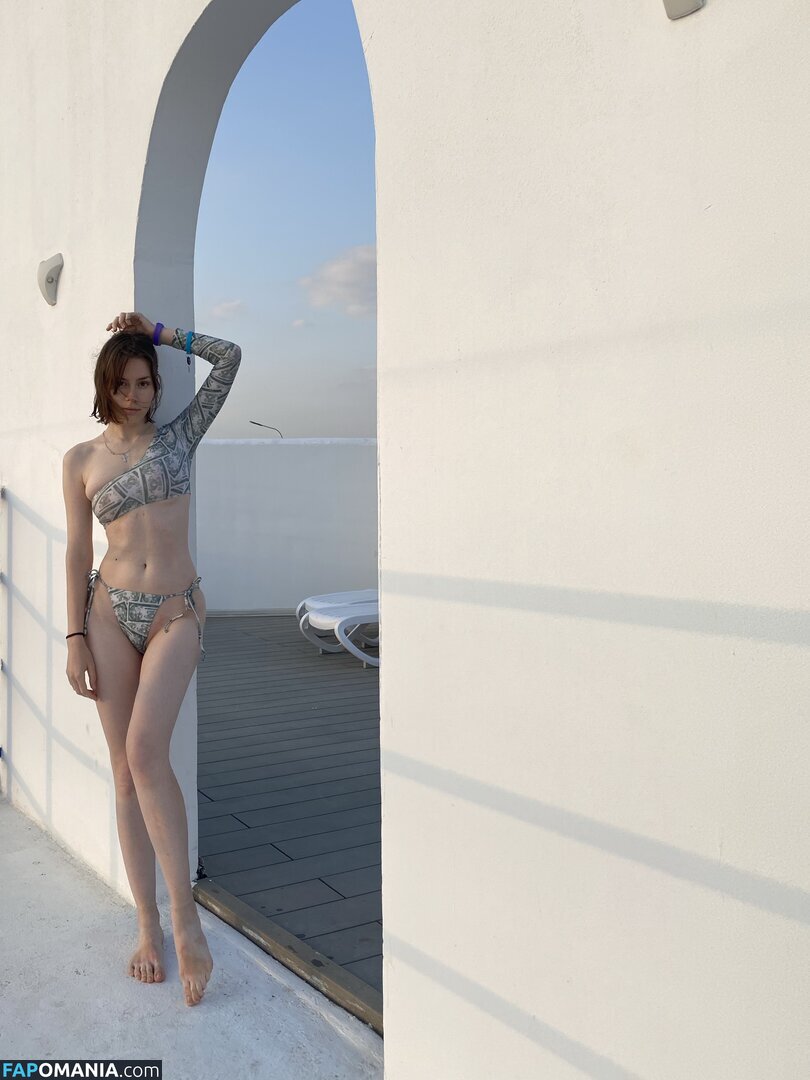 Vlada Vasuhno Nu OnlyFans  Photo fuitée #5