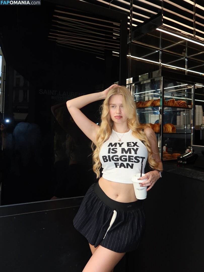 Vlada Dobryak / Vladababy / Vladaelfie Nu OnlyFans  Photo fuitée #352