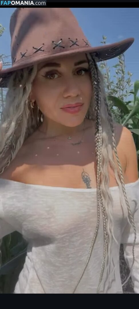 vrednashka / vrednashka_ Nu OnlyFans  Photo fuitée #84