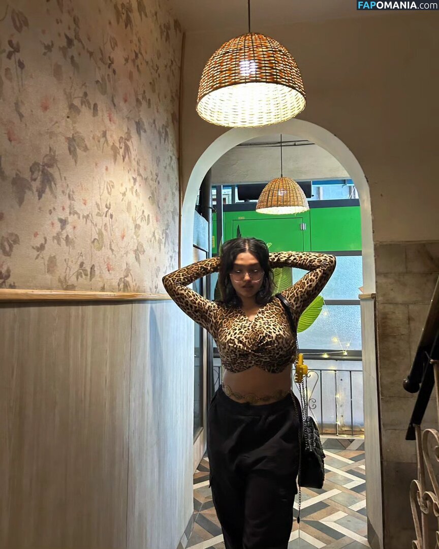 vr / vrindardddd_ Nu OnlyFans  Photo fuitée #8