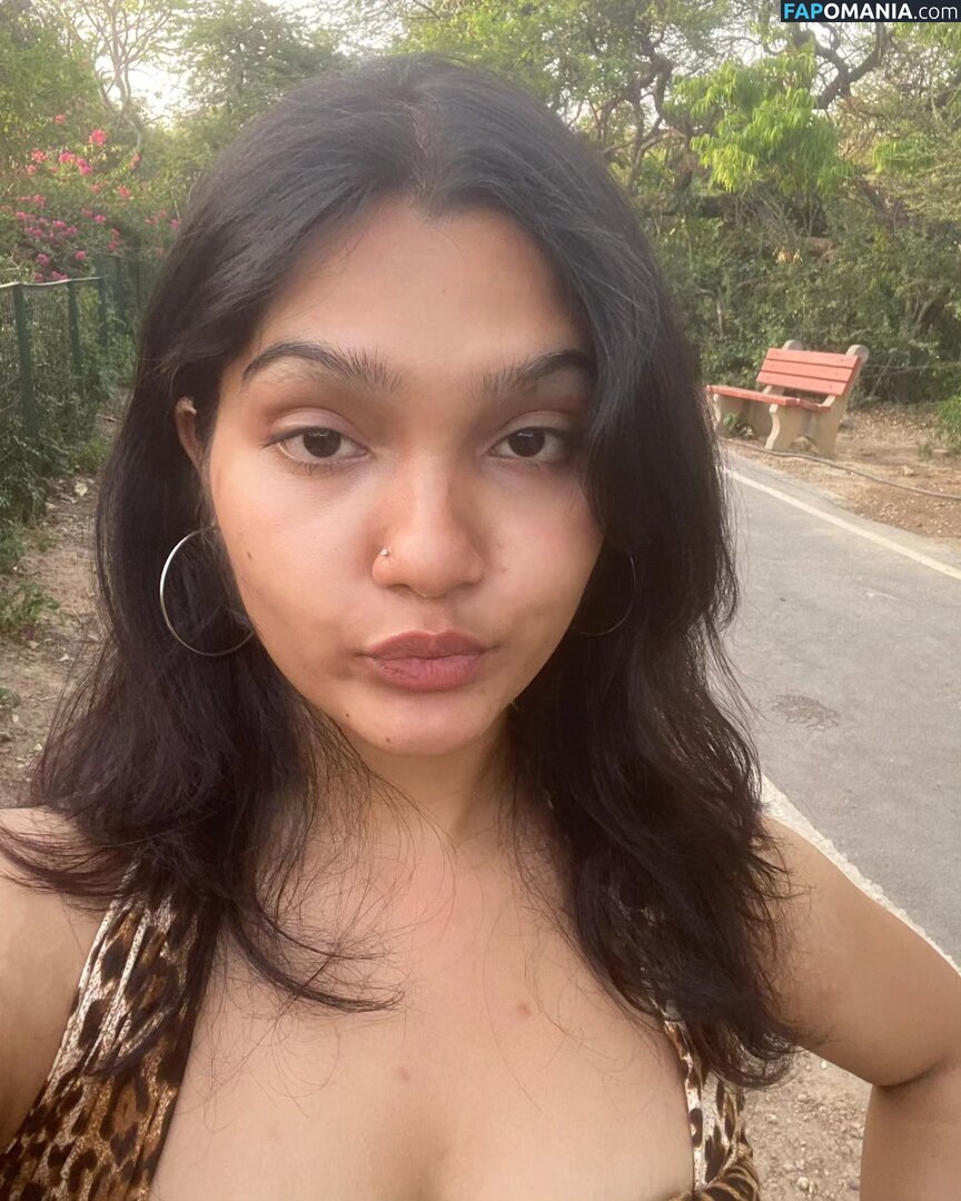 vr / vrindardddd_ Nu OnlyFans  Photo fuitée #17