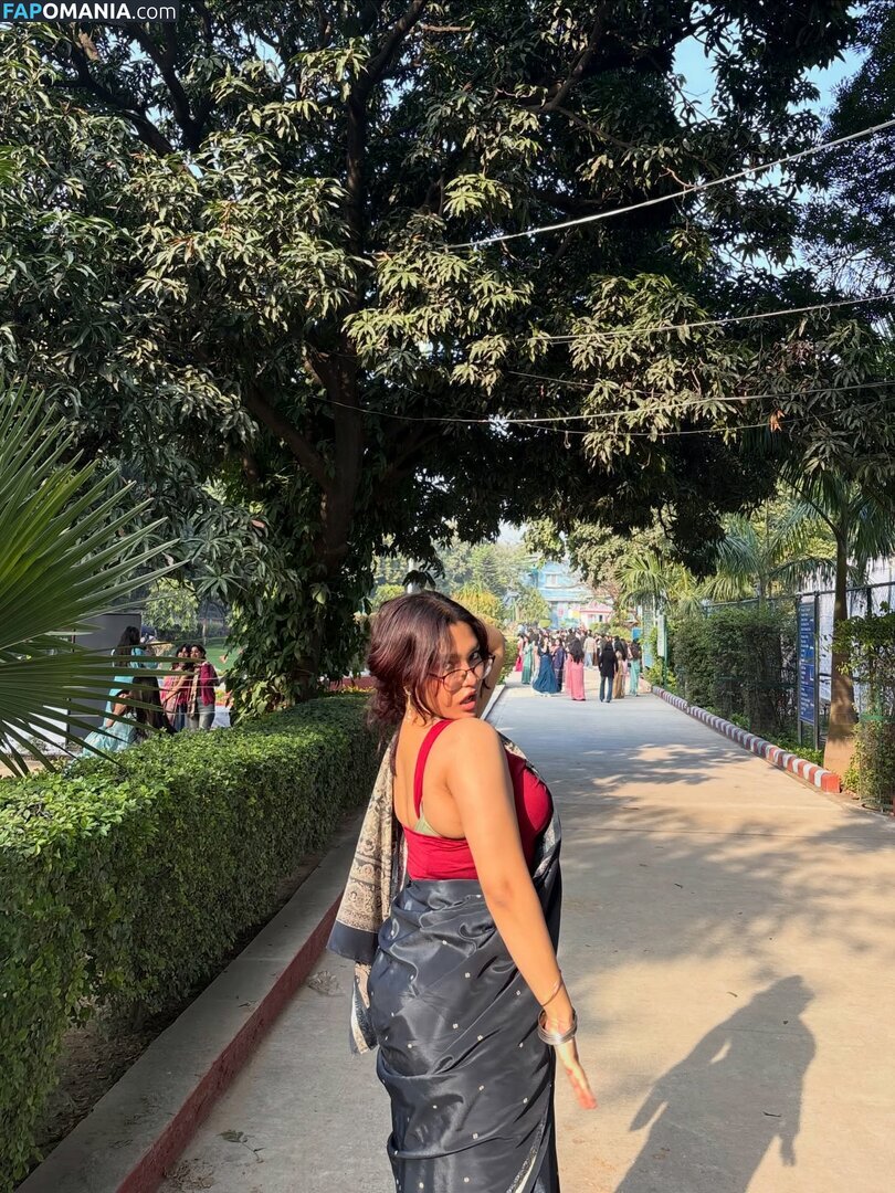 vr / vrindardddd_ Nu OnlyFans  Photo fuitée #32