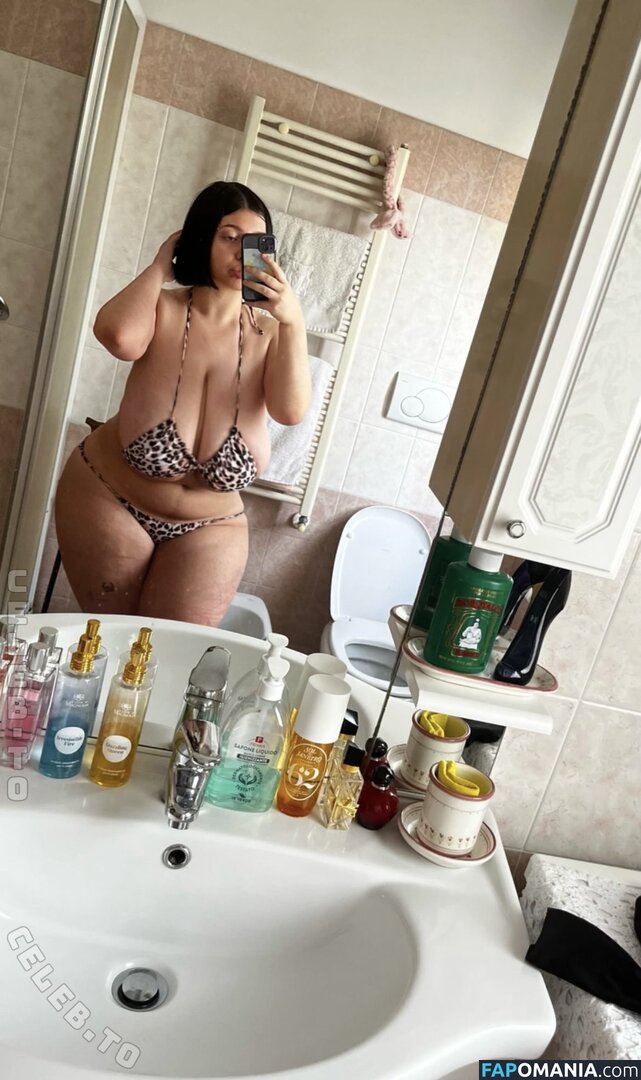Mxmmytina / Vvalentinabonetalli Nu OnlyFans  Photo fuitée #12